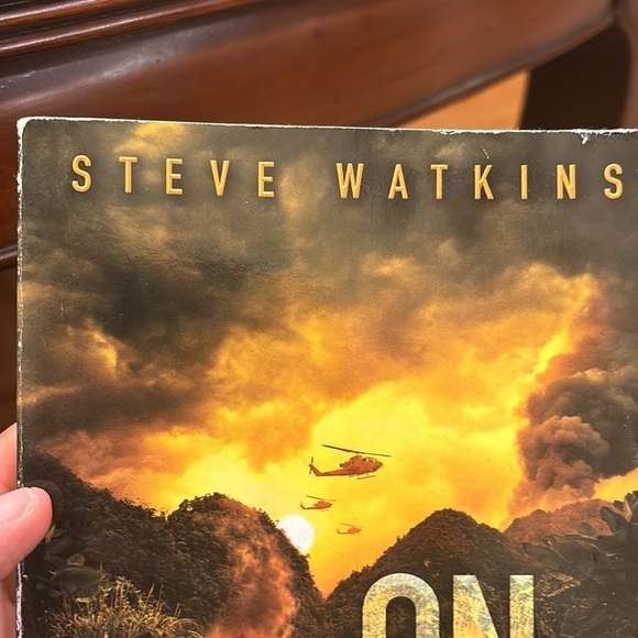 $3/15 On Blood Road by Steve Watkins. Vietnam War novel - Picture 3 of 5